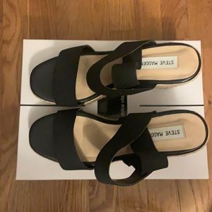 Black stretch strap “espadrilles”